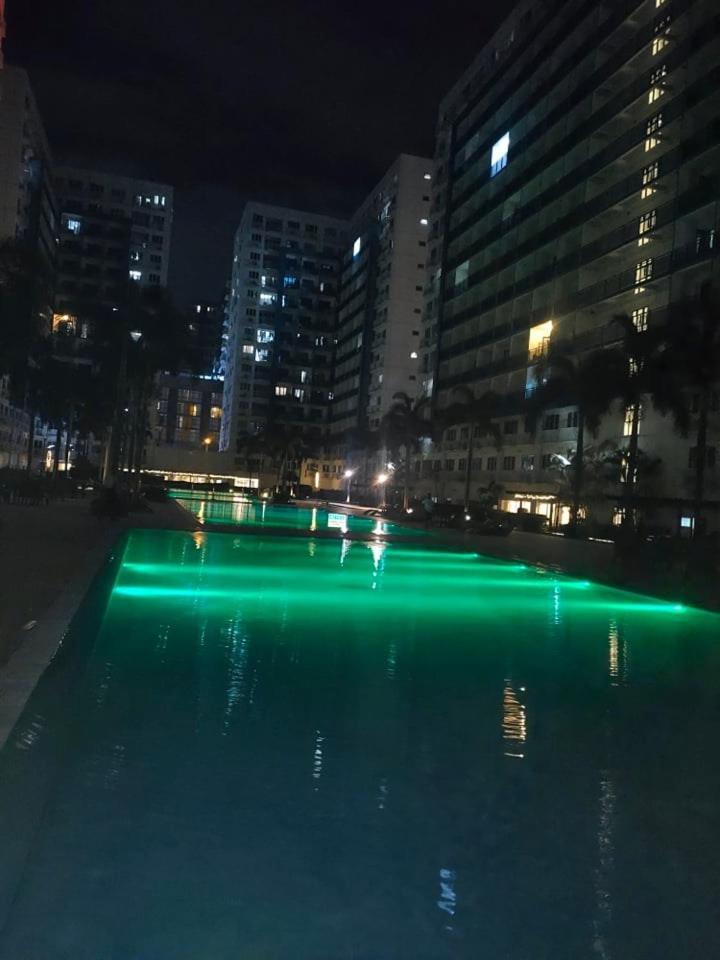 Bliss Staycation At Sea Residences By John Manila Luaran gambar
