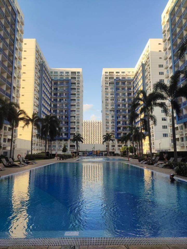 Bliss Staycation At Sea Residences By John Manila Luaran gambar